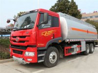 解放后八輪23立方運油車