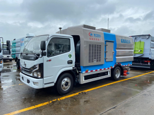 新款小多利卡吸塵車